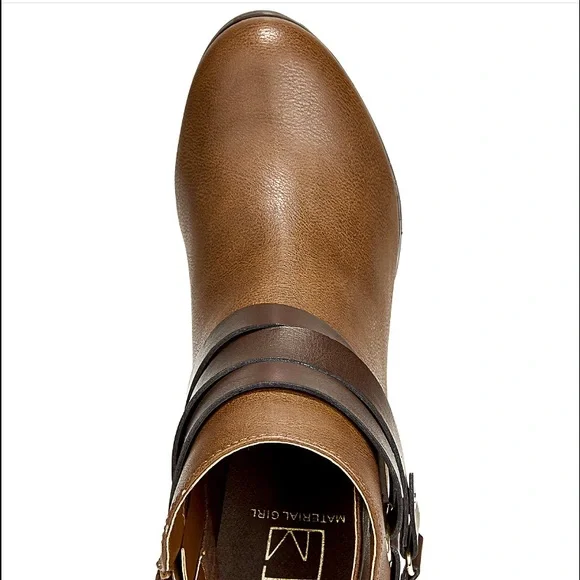 Woman’s Booties Size 8 - Picture 4 of 5